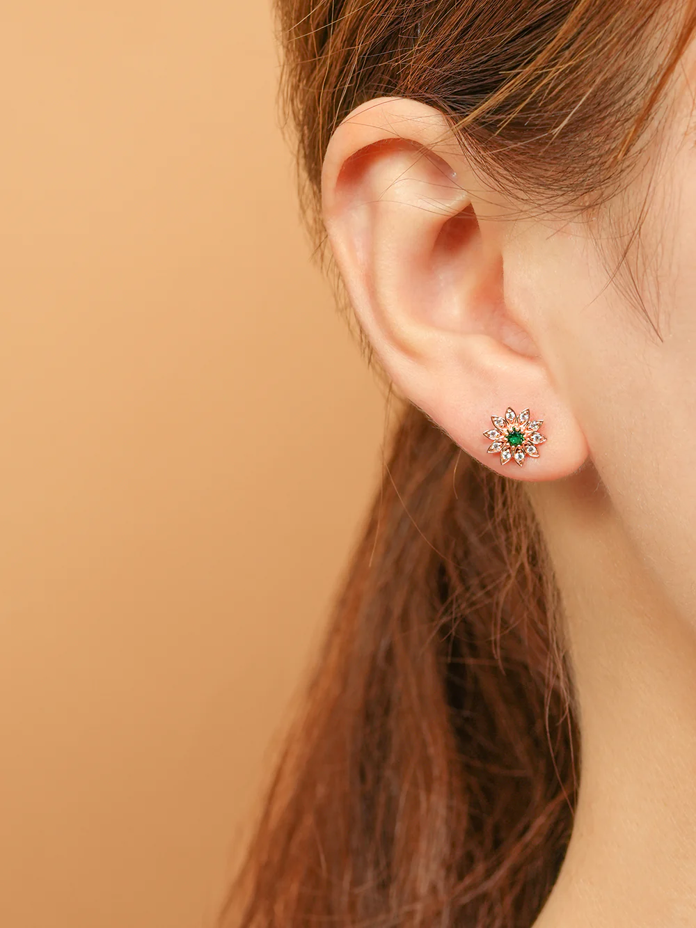 14K Gold Point Sunflower Cartilage Earring 18G16G - Image 10