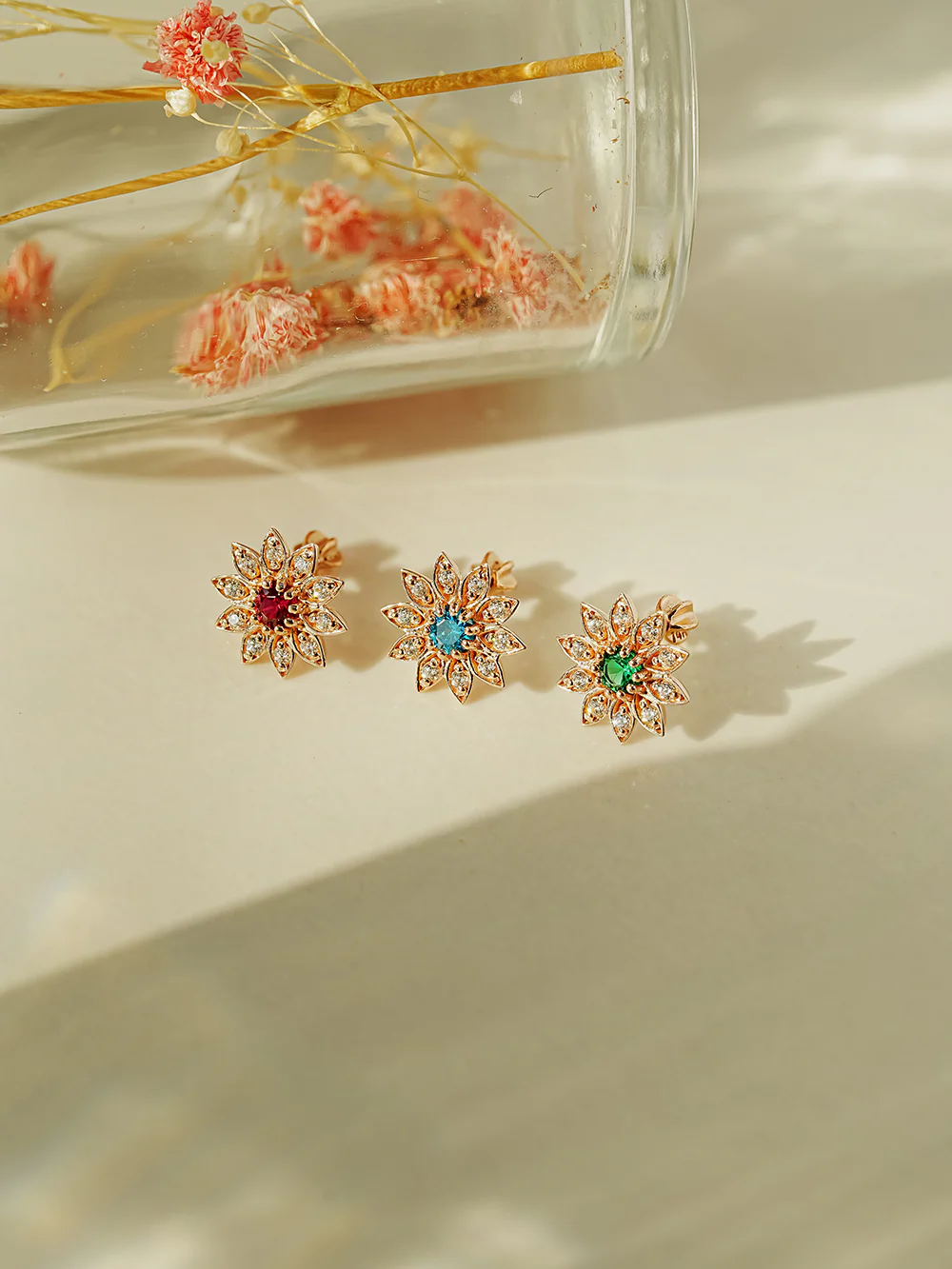 14K Gold Point Sunflower Cartilage Earring 18G16G - Image 13