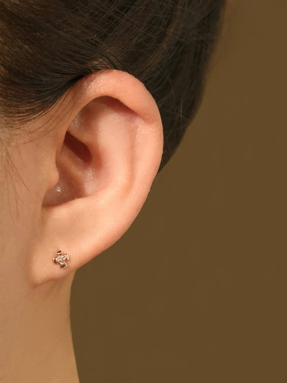 14K Gold Polaris Cartilage Earring 20G18G16G - Image 8