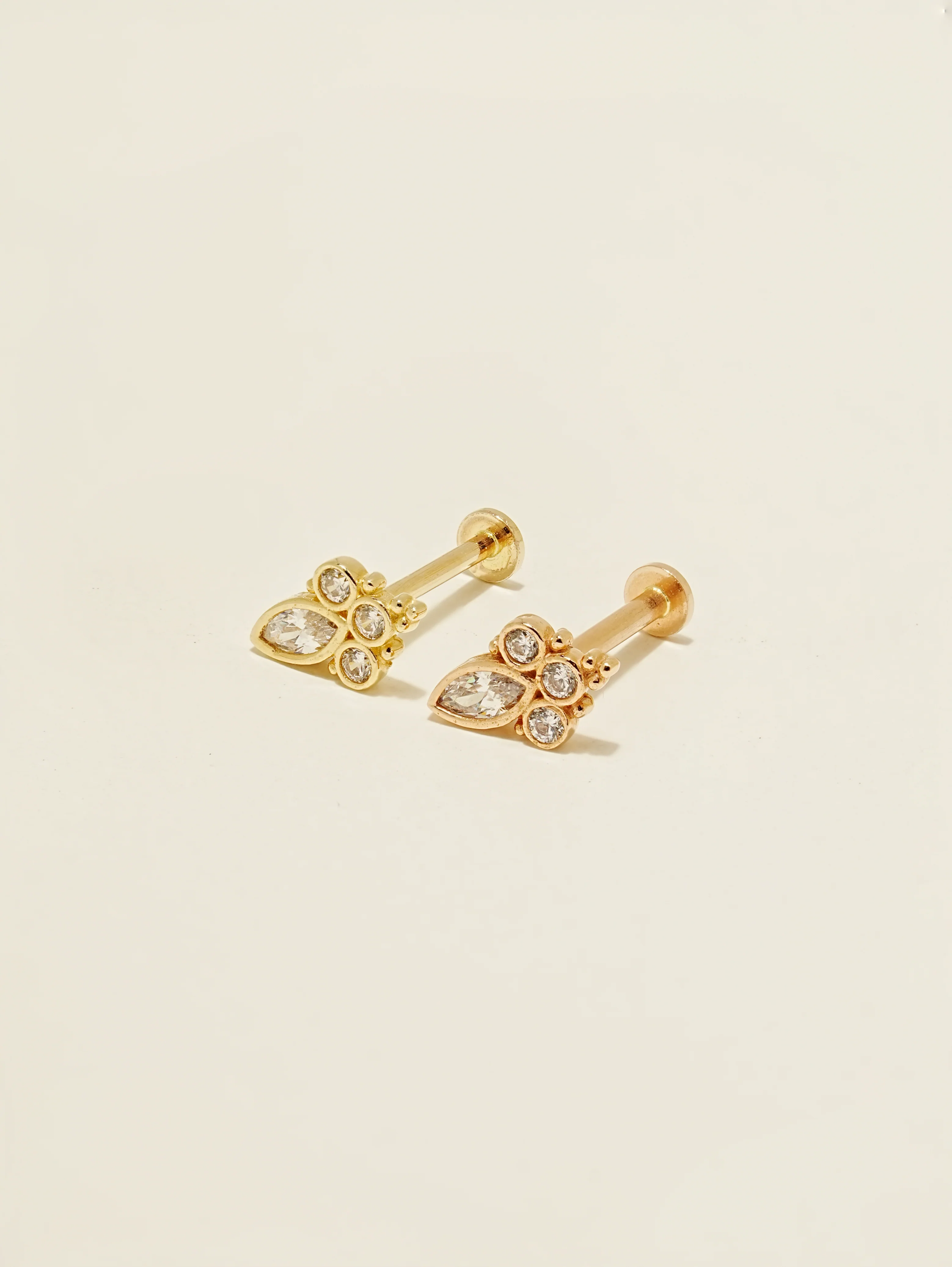14K Gold Queen Cubic Internally Threaded Labret Piercing 18G16G - Image 9