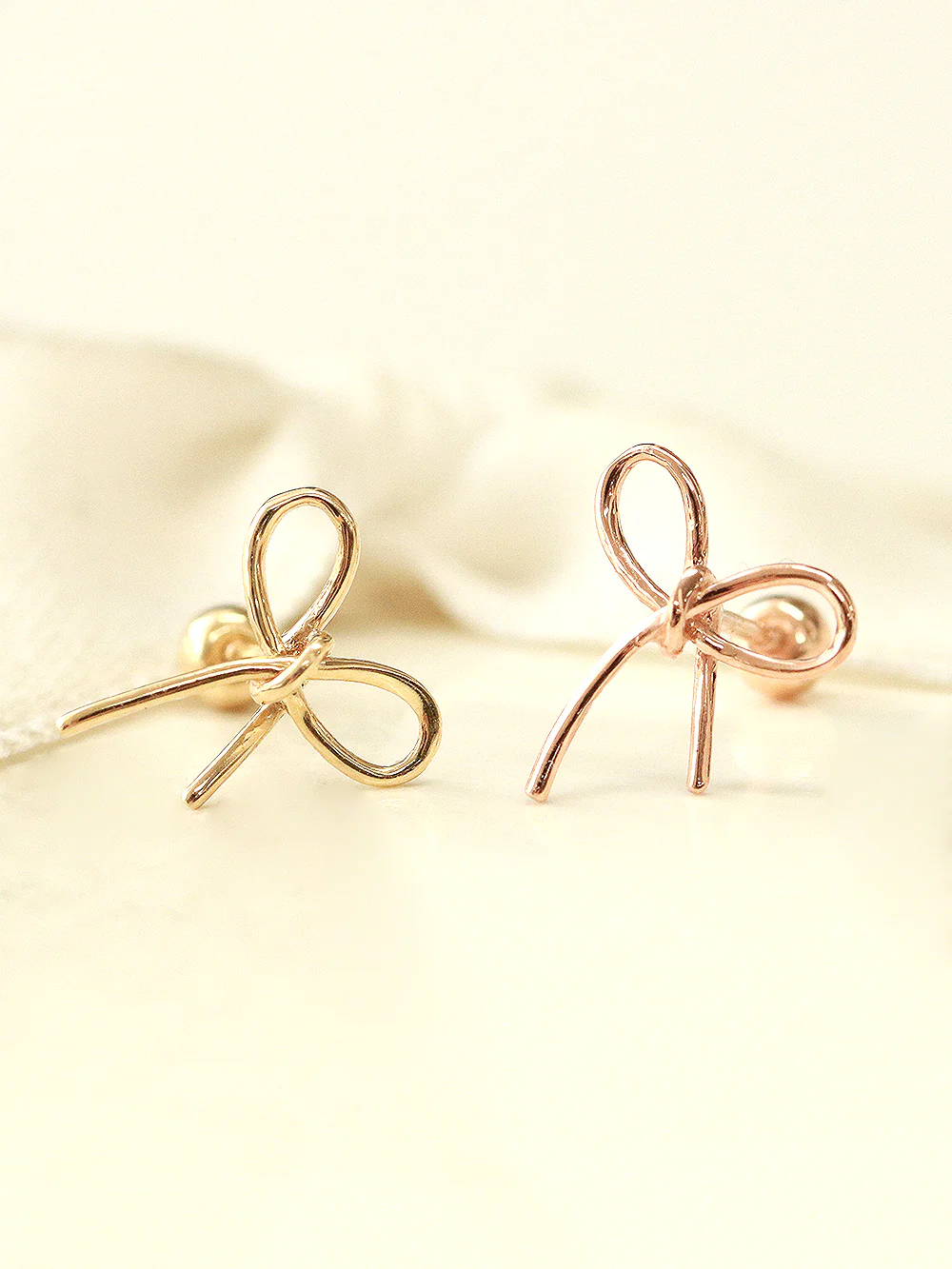 14K Gold Ribbon Cartilage Earring 20G18G - Image 6
