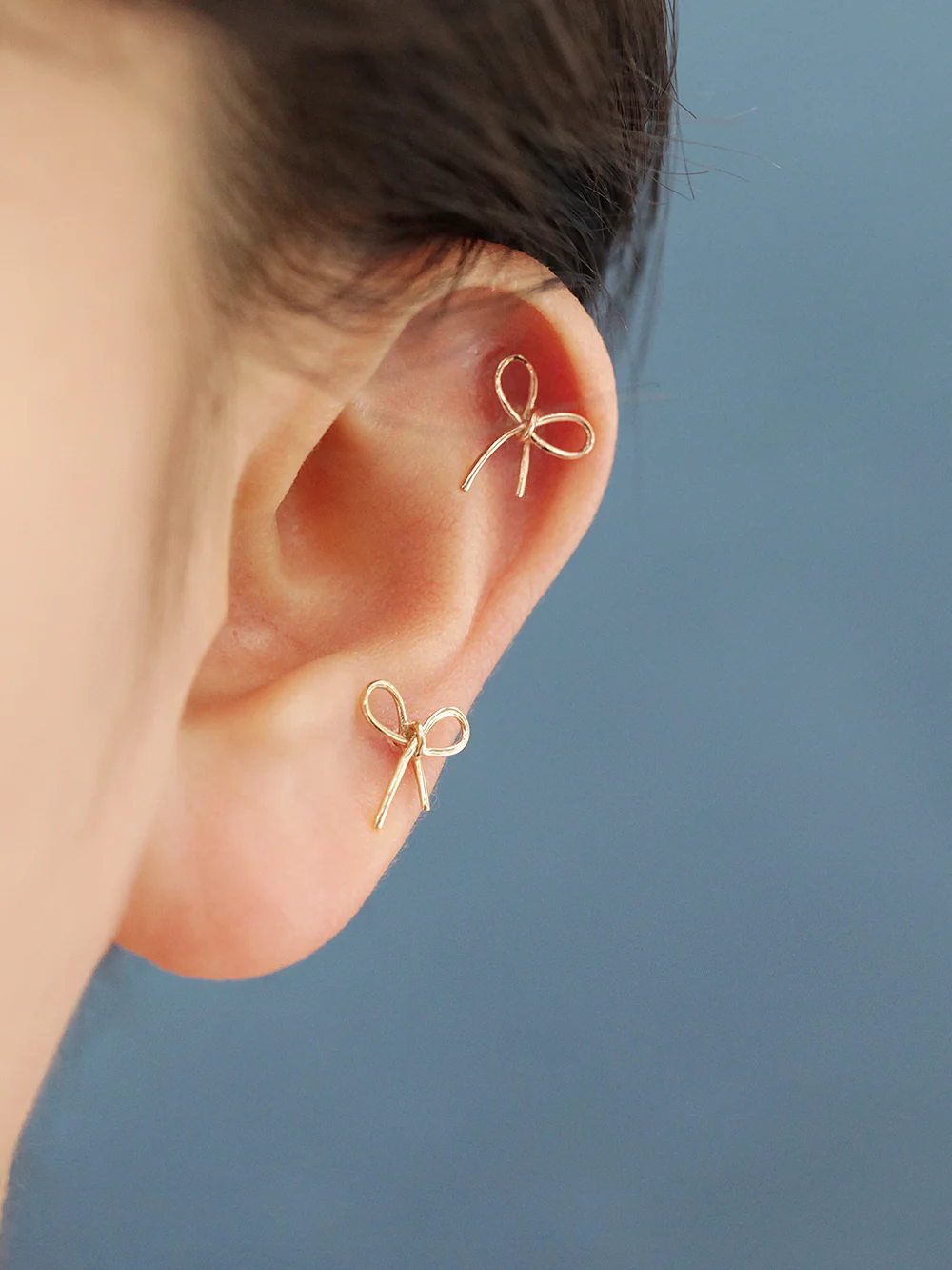 14K Gold Ribbon Cartilage Earring 20G18G - Image 9