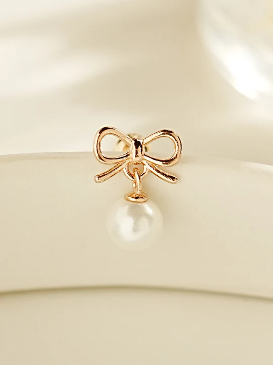 14K Gold Ribbon Pearl Drop Cartilage Earring 20G - Image 5