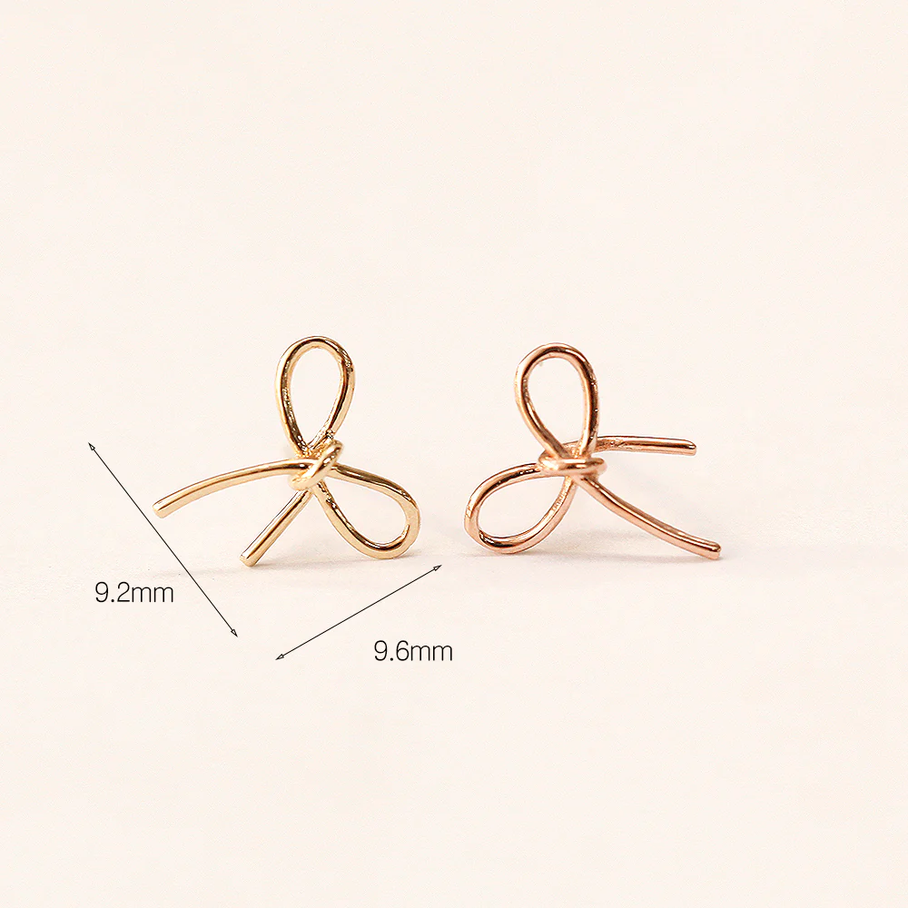 14K Gold Ribbon Stud Earring - Image 5