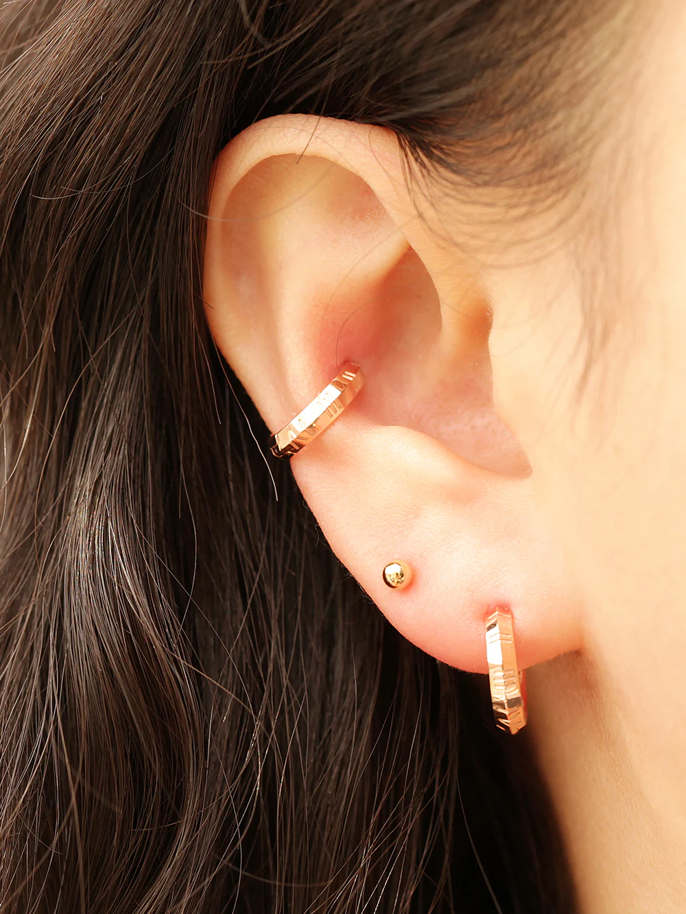 14K Gold Roman Numbering Hoop Earring - Image 6