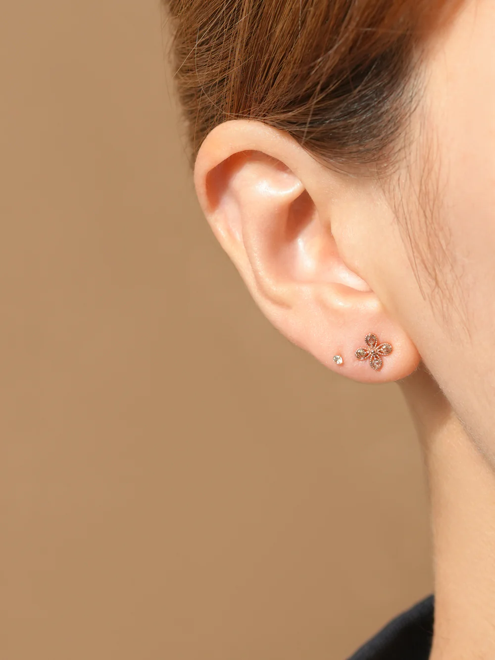 14K Gold Rough Dia Antique Flower Cartilage Earring 18G - Image 4