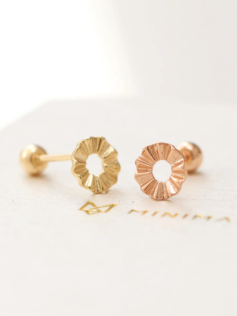 14K Gold Round Cutting Cartilage Earring 20G - Image 5