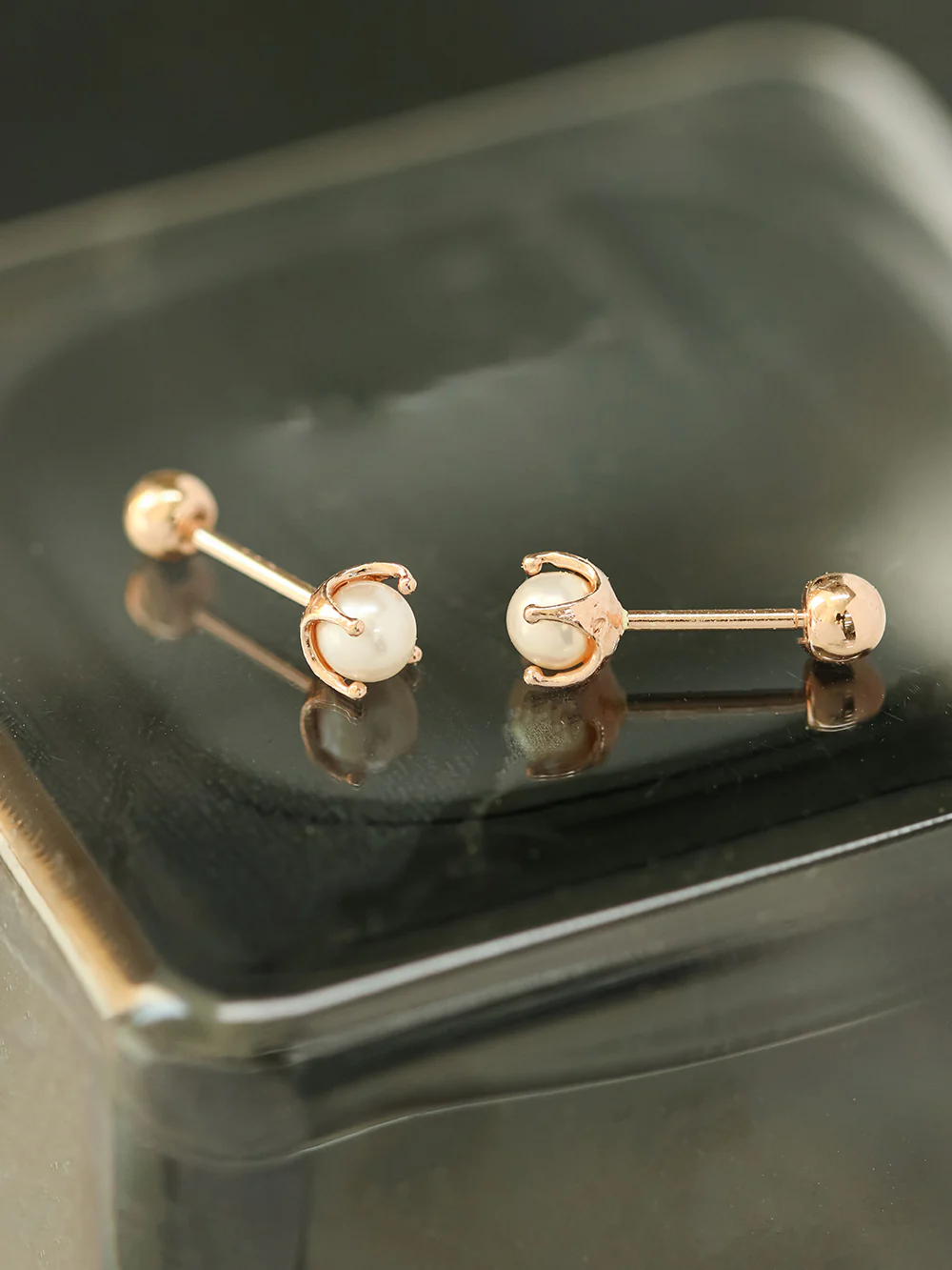 14K Gold Round Fresh Water Pearl Cartilage Earring 20G18G16G - Image 3