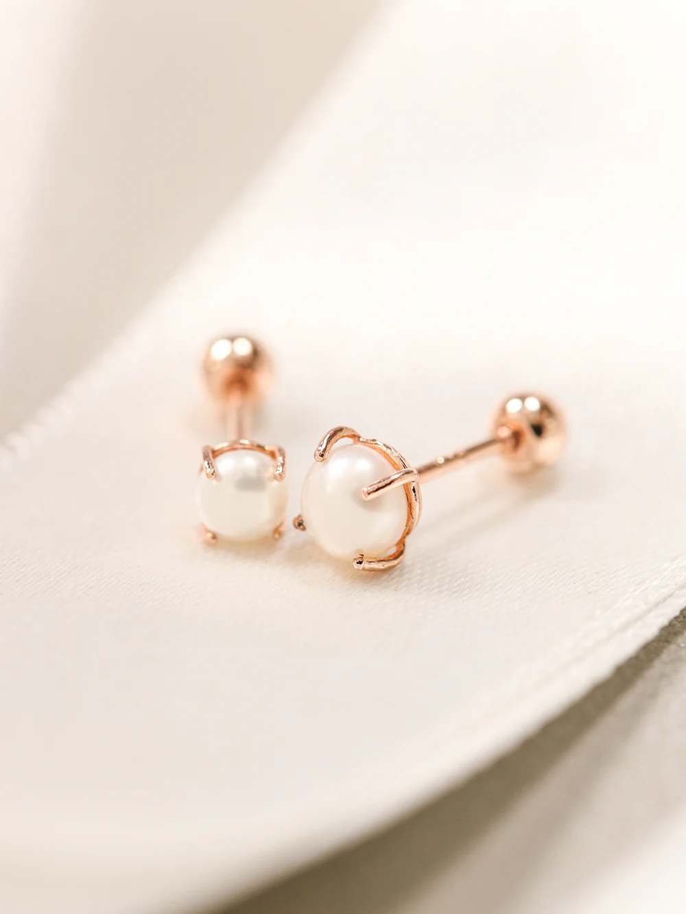 14K Gold Simple 4 Prongs Fresh Water Pearl Piercing Earring 20G18G16G - Image 12