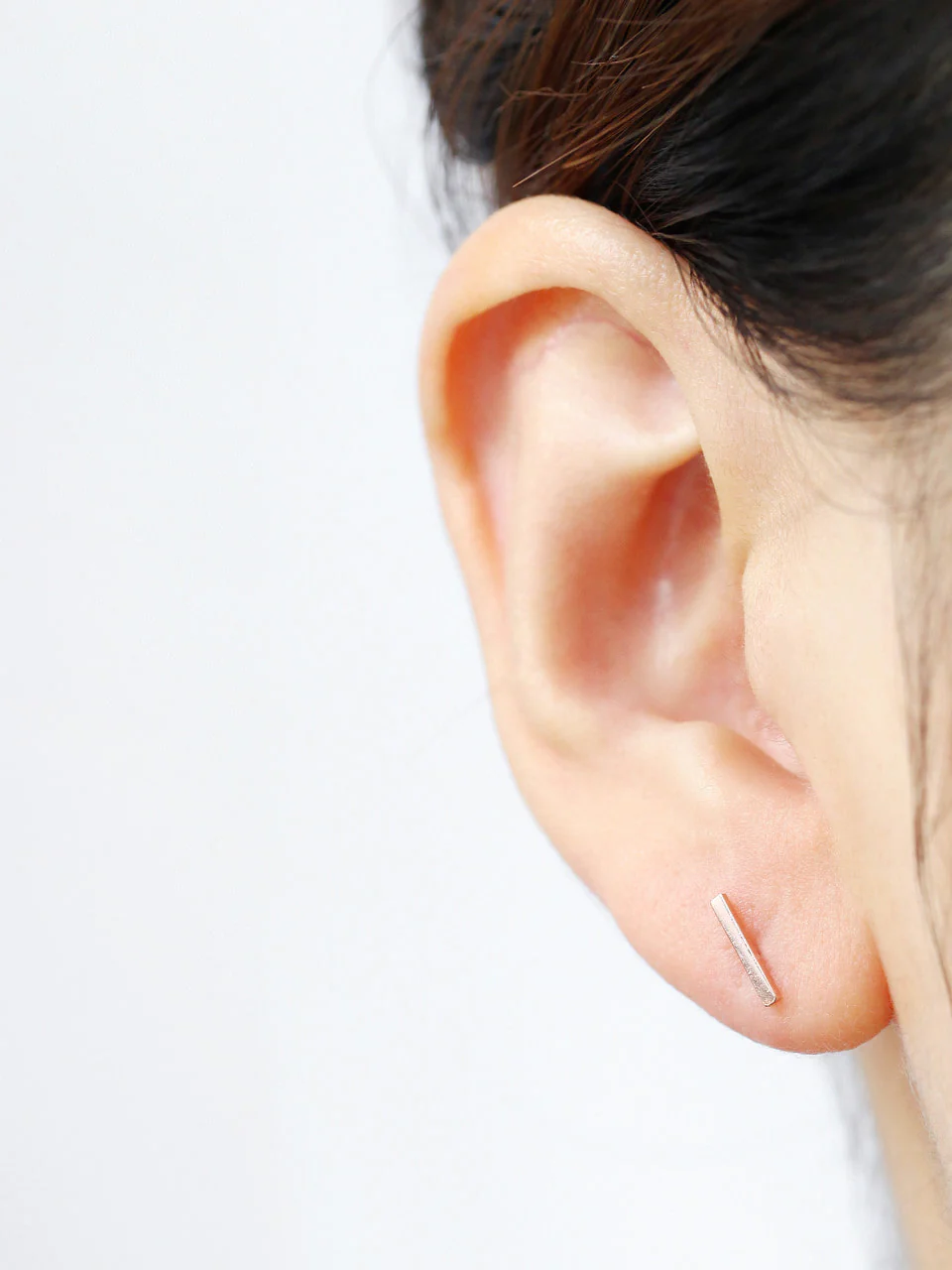 14K Gold Simple Bar Stud Earring - Image 8