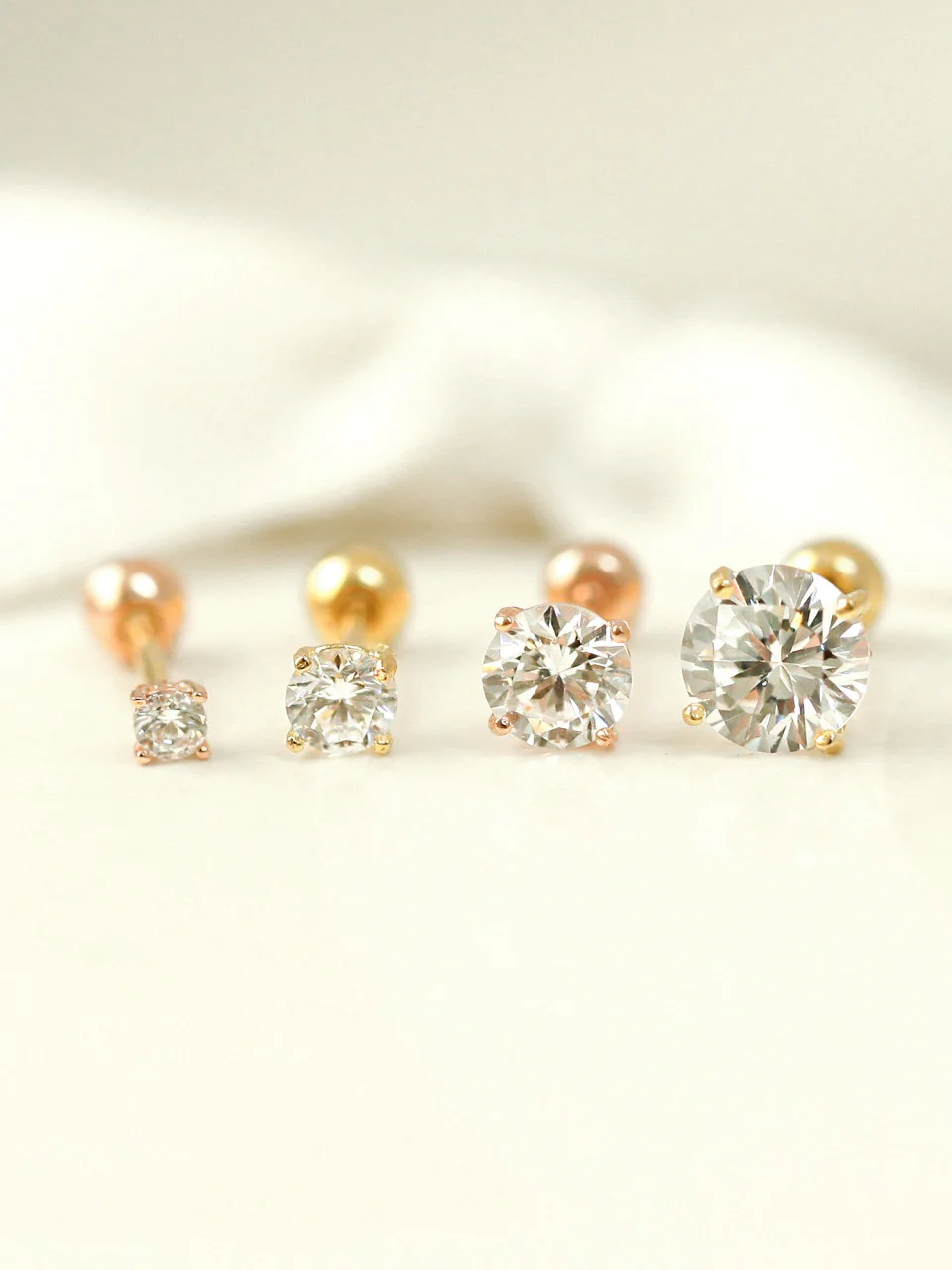 14K Gold Simple Round Cubic Cartilage Earring 2mm,3mm,4mm,5mm 20G18G16G