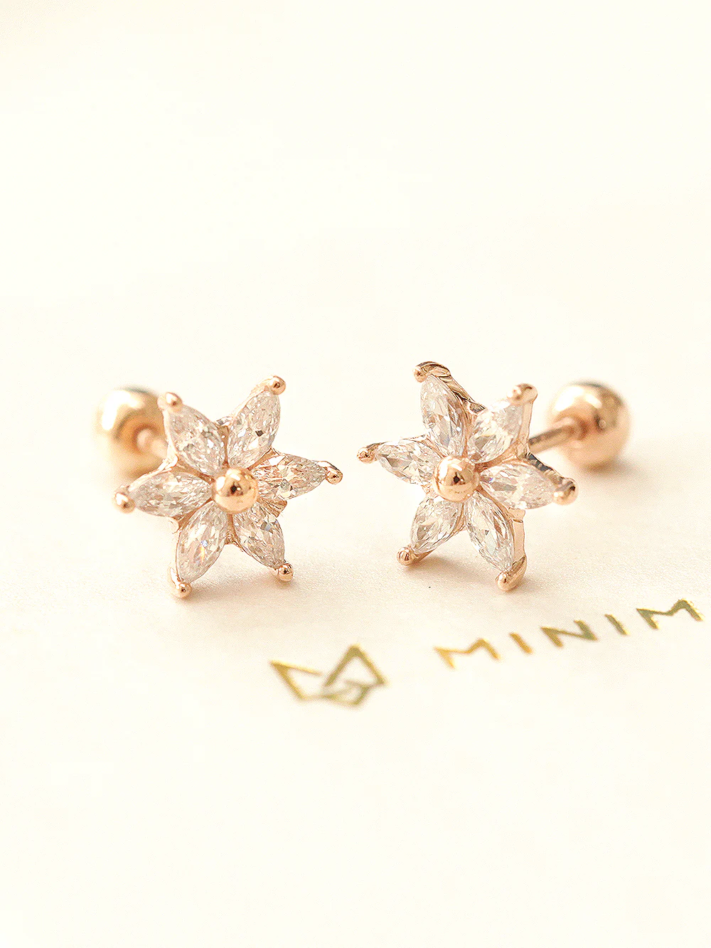 14K Gold Snow Flower Cubic Cartilage Earring 20G - Image 4