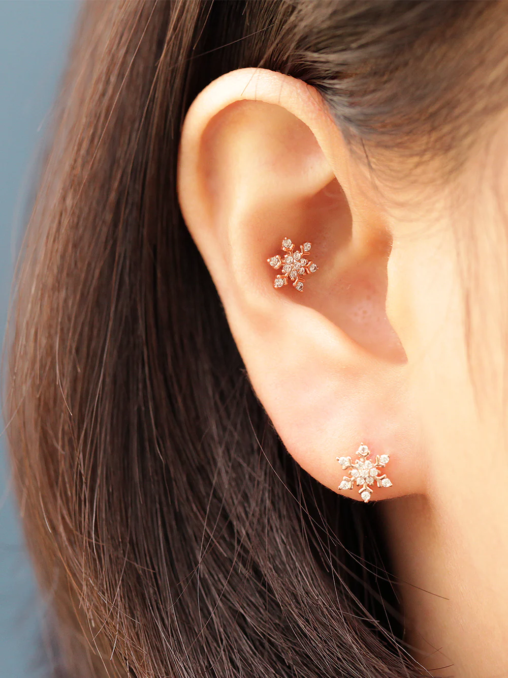 14K Gold Snowflake Cartilage Earring 20G - Image 8