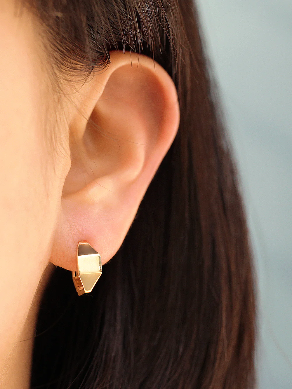 14K Gold Square Oval Hoop Earring - Image 6