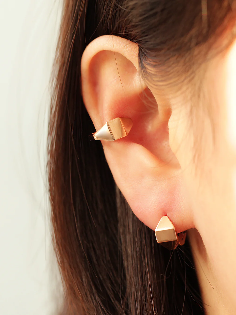 14K Gold Square Oval Hoop Earring - Image 9