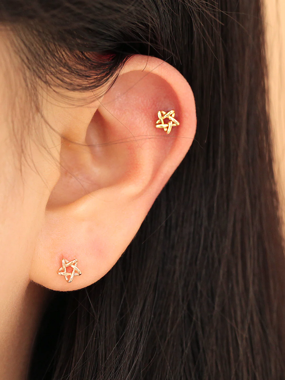 14K Gold Star Point Cartilage Earring 20G - Image 6