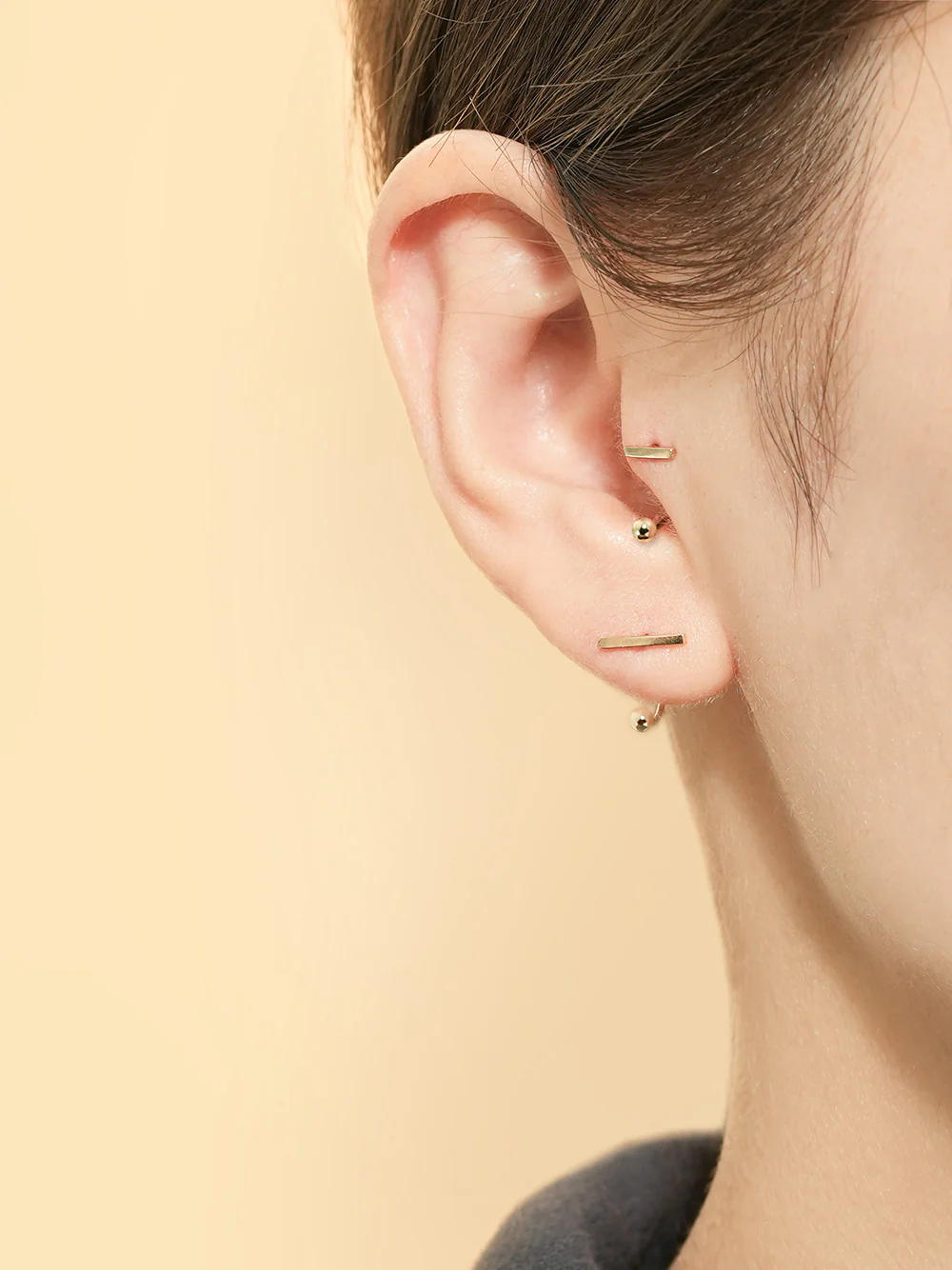 14K Gold Stick Bar Curve Piercing 20G - Image 2