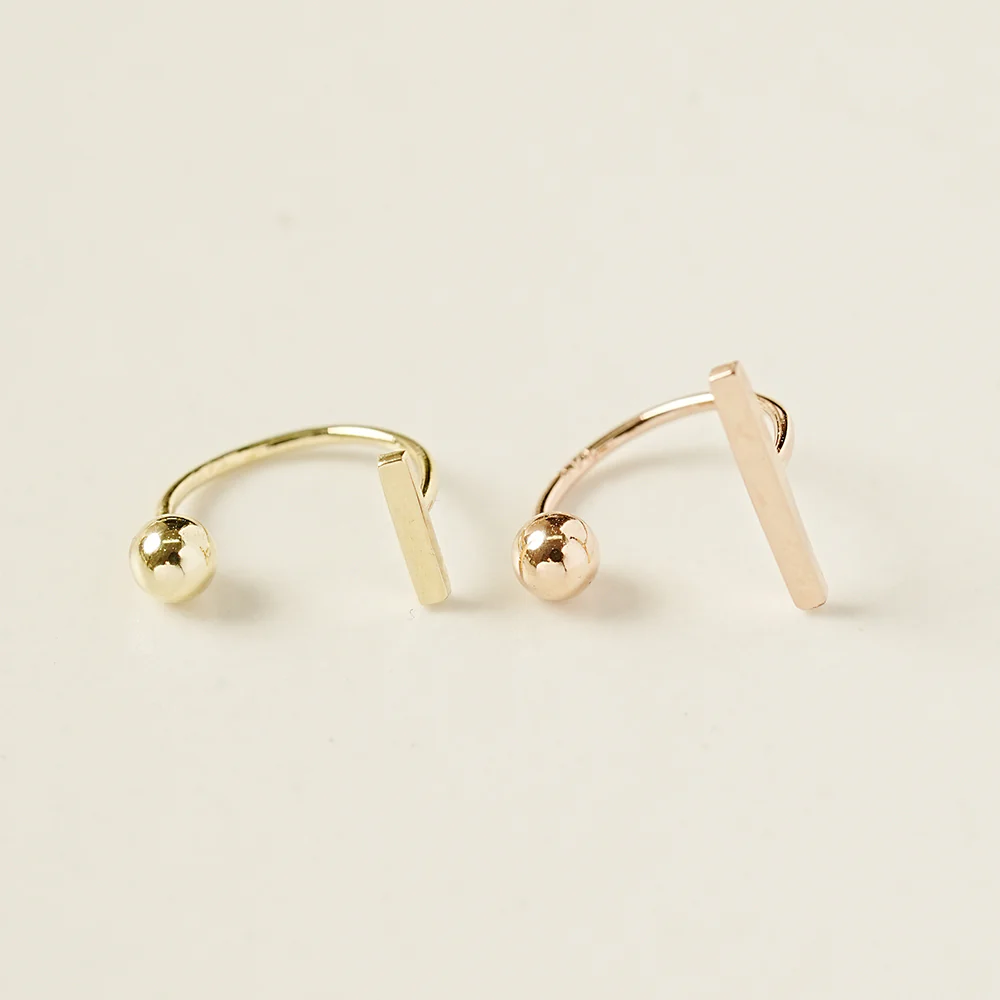 14K Gold Stick Bar Curve Piercing 20G - Image 3