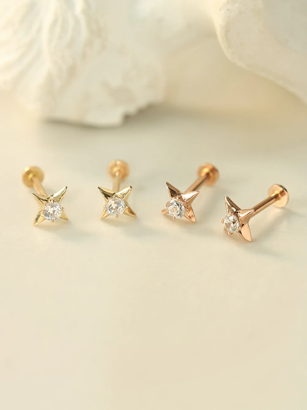 14K Gold Stud Cubic Internally Threaded Labret Piercing 18G16G