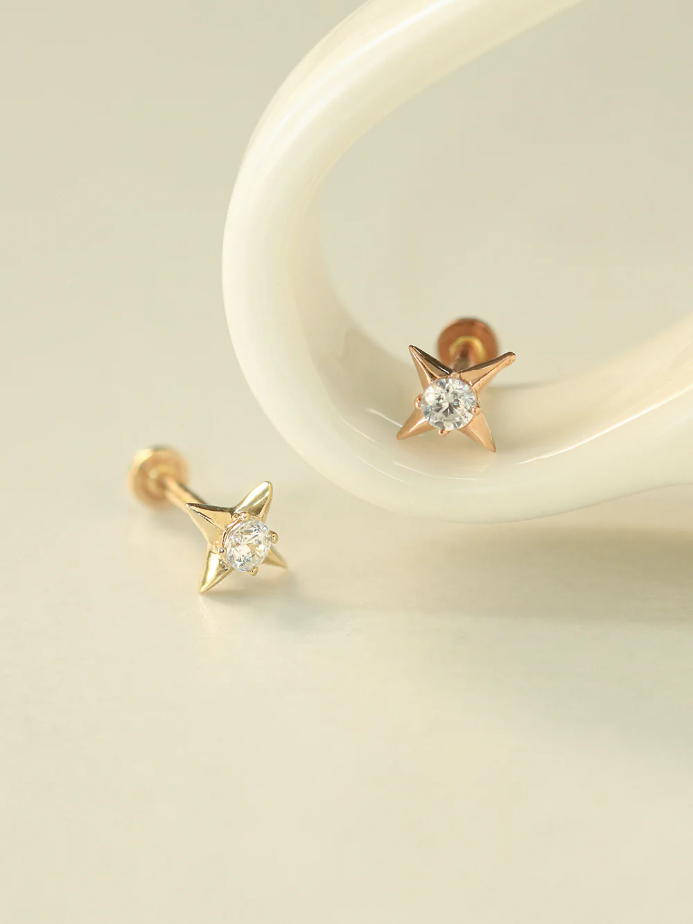 14K Gold Stud Cubic Internally Threaded Labret Piercing 18G16G - Image 7