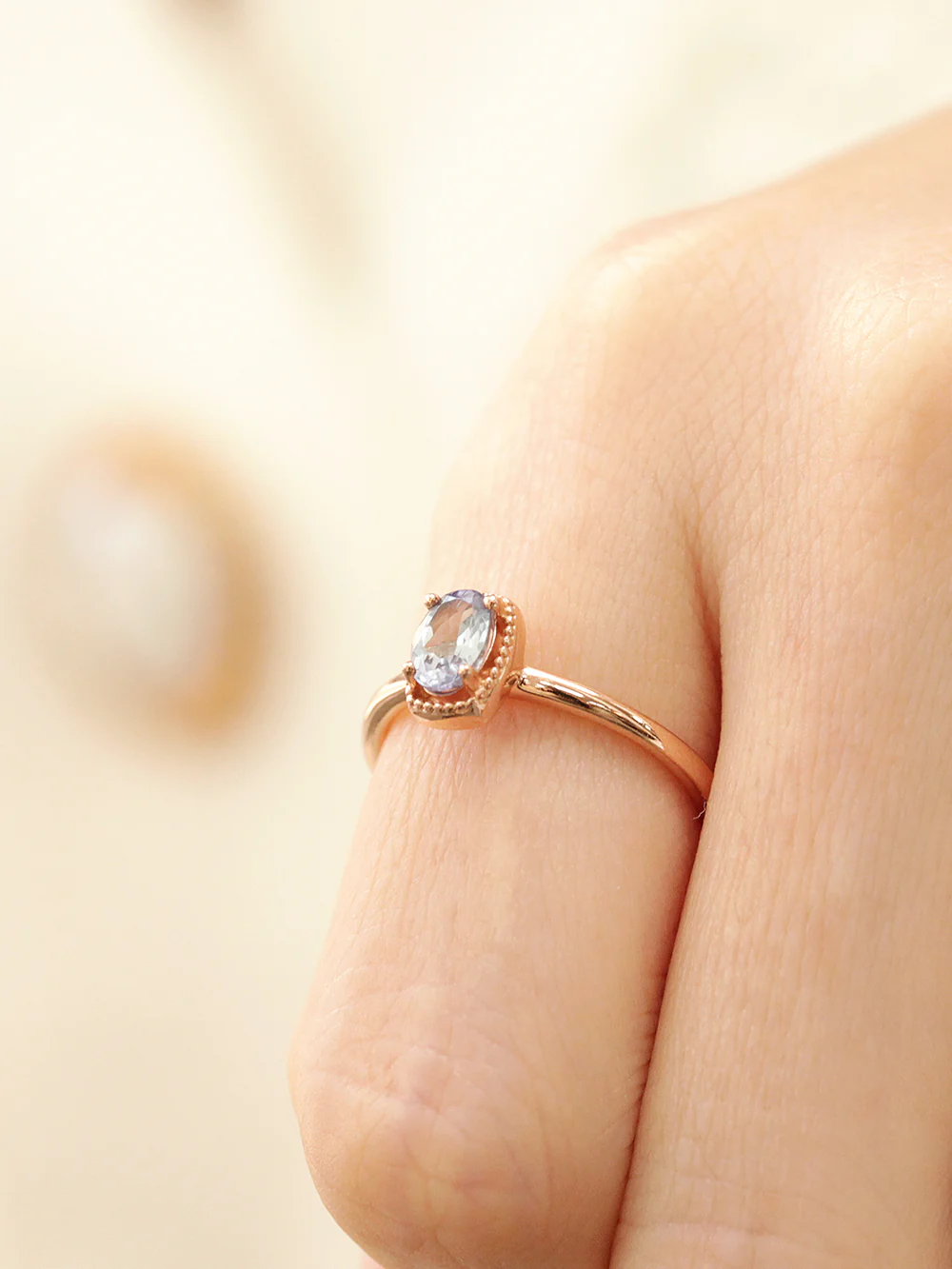 14K Gold Tanzanite Ring - Image 9