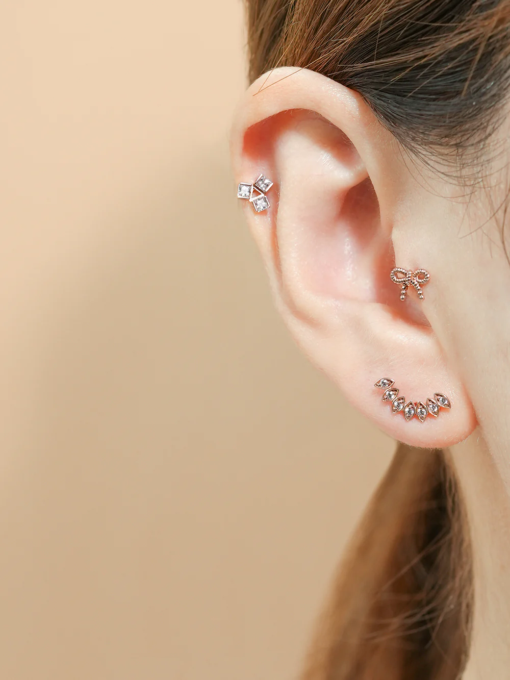 14K Gold Tetrapod Cartilage Earring 18G16G - Image 2