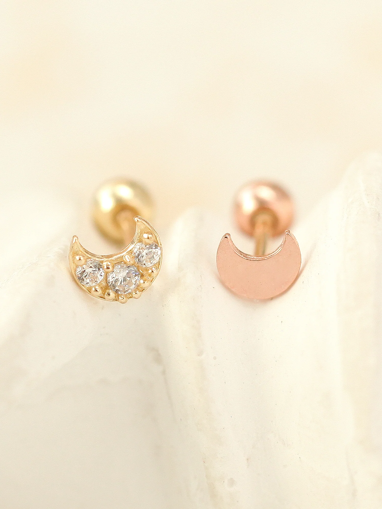 14K Gold Tiny Crescent Cartilage Earring 20G - Image 5