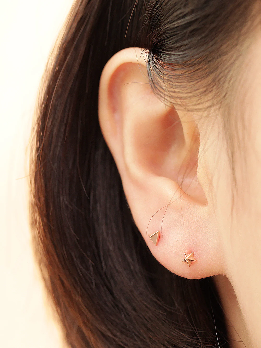14K Gold Tiny Pyramid Internally Threaded Labret Piercing 18G16G - Image 10
