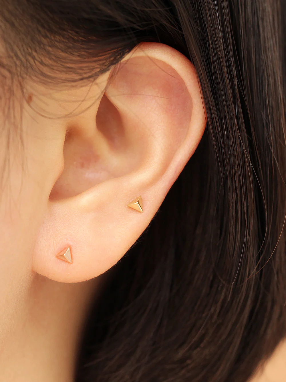 14K Gold Tiny Pyramid Internally Threaded Labret Piercing 18G16G - Image 6