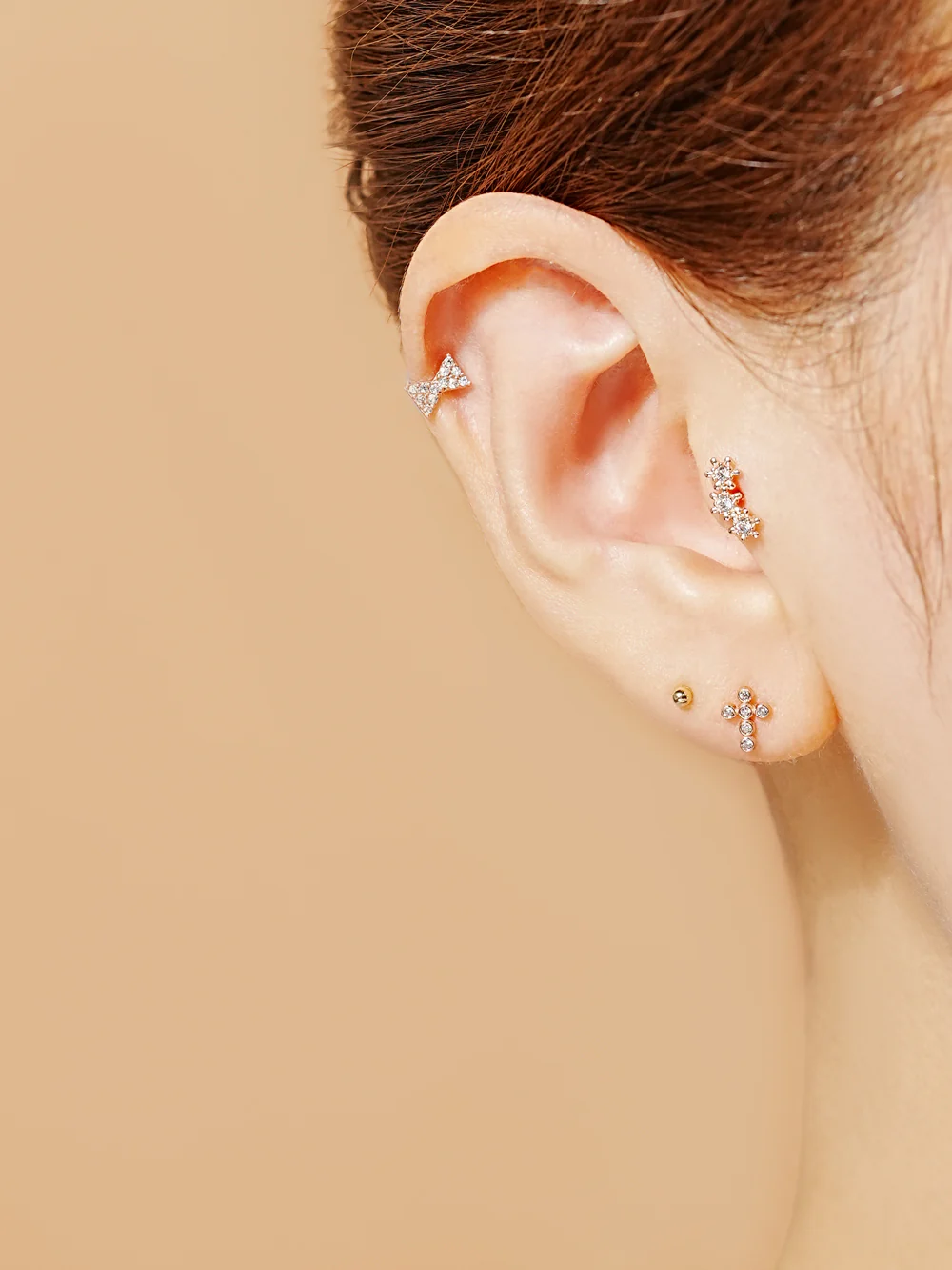 14K Gold Tiny Ribbon Cartilage Earring 20G - Image 5