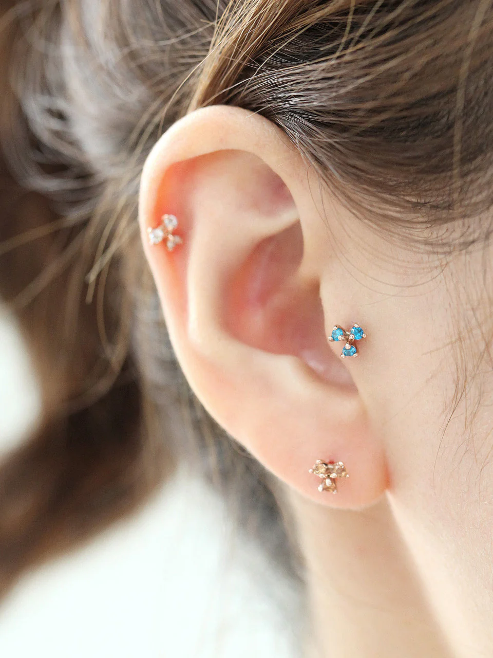 14K gold Triangle Flower cartilage earring 18g16g - Image 5
