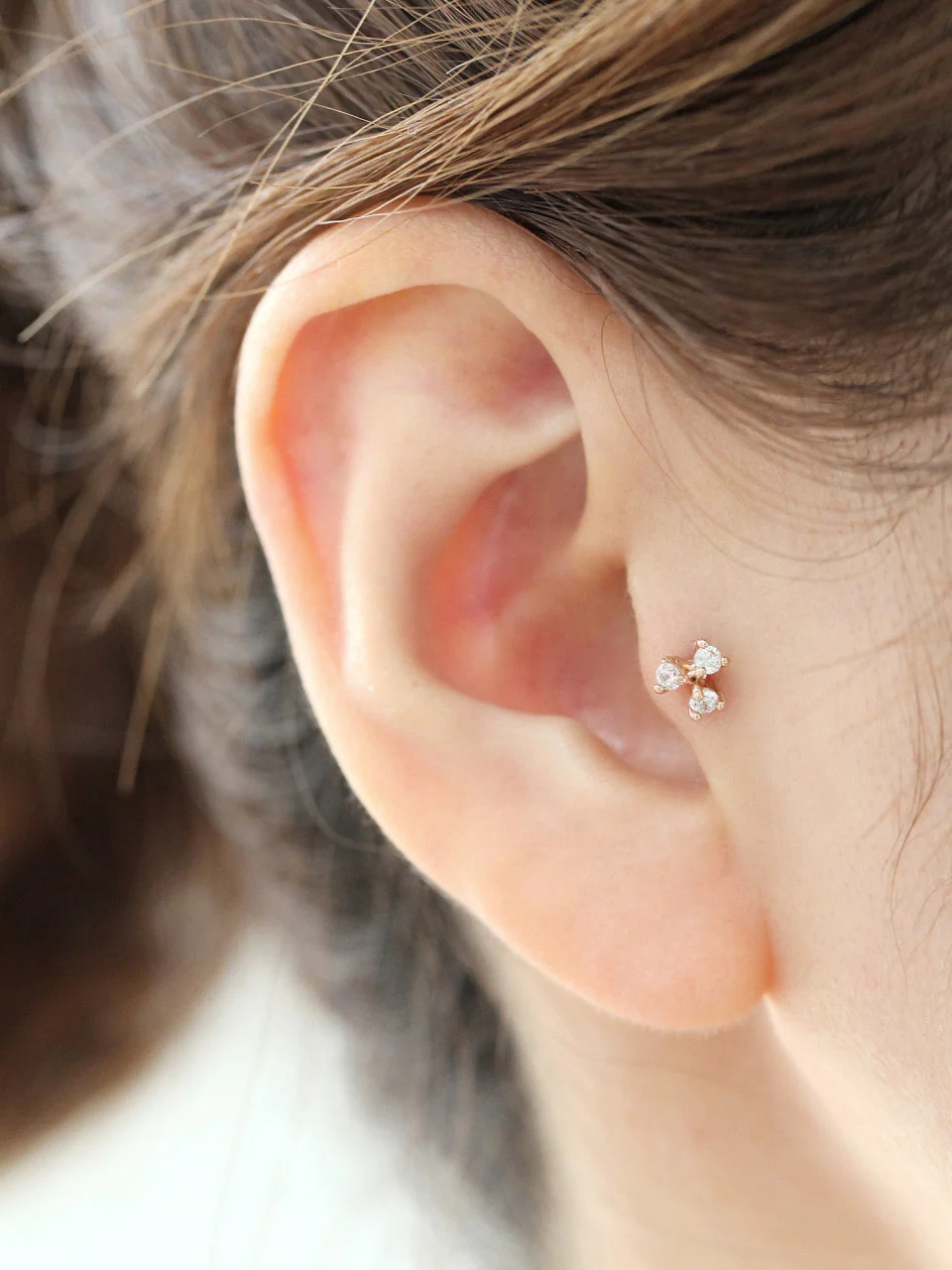 14K gold Triangle Flower cartilage earring 18g16g - Image 8