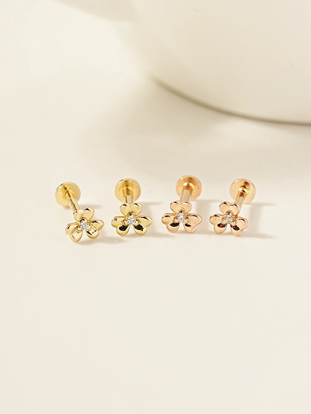 14K Gold Triple Clover Internally Threaded Labret Piercing 18G16G - Image 3