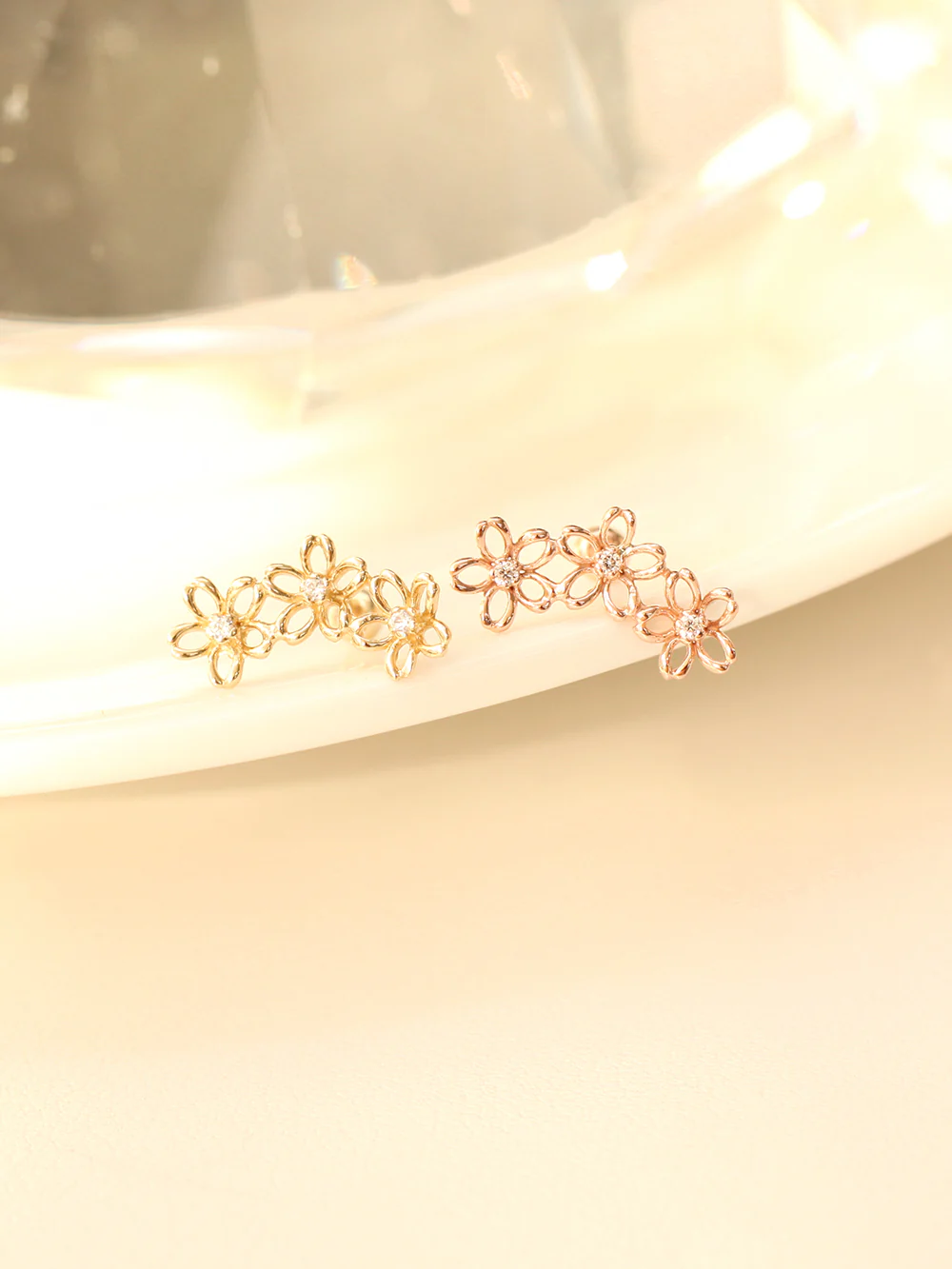 14K Gold Triple Petals Cartilage Earring 20G18G16G - Image 8