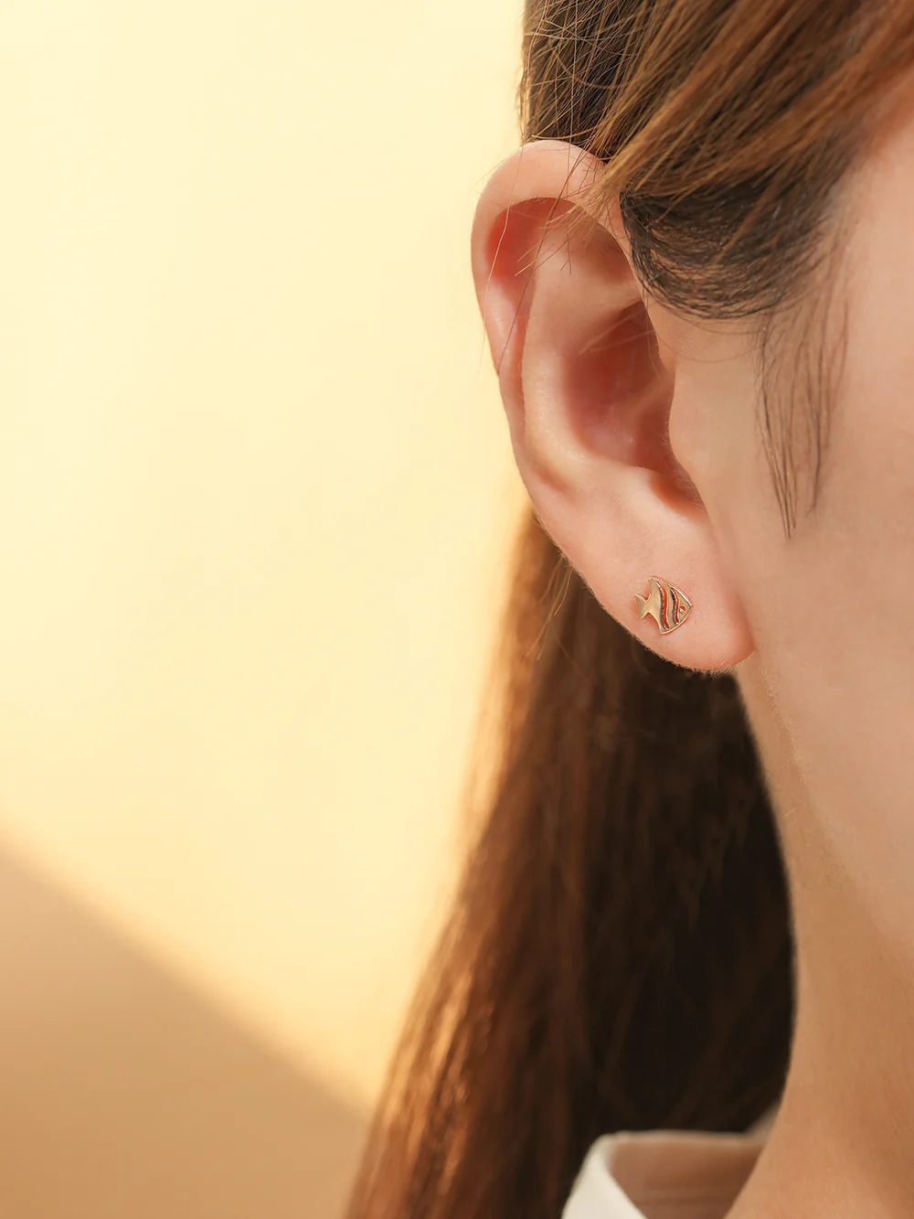 14K Gold Tropical Fish Cartilage Earring 18G16G - Image 4