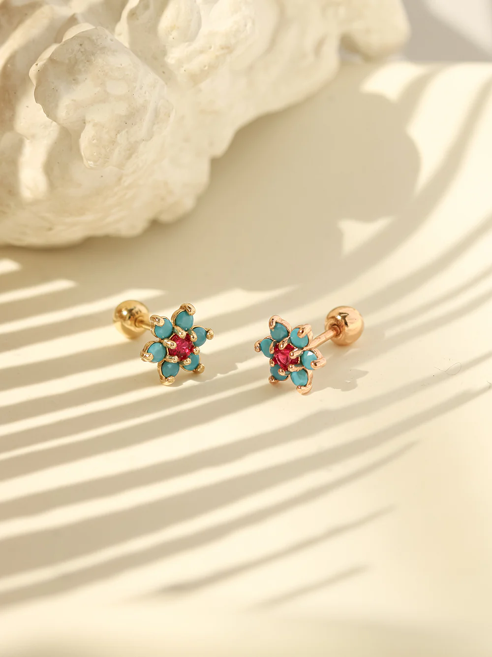 14K Gold Turquoise Cubic Flower Cartilage Earring 20G18G16G - Image 3