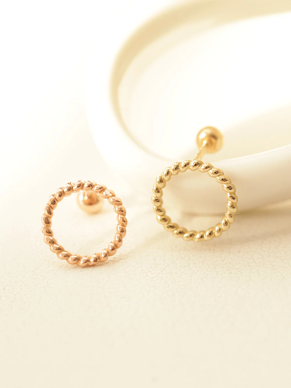 14K Gold Twist Circle Cartilage Earring 20G - Image 5