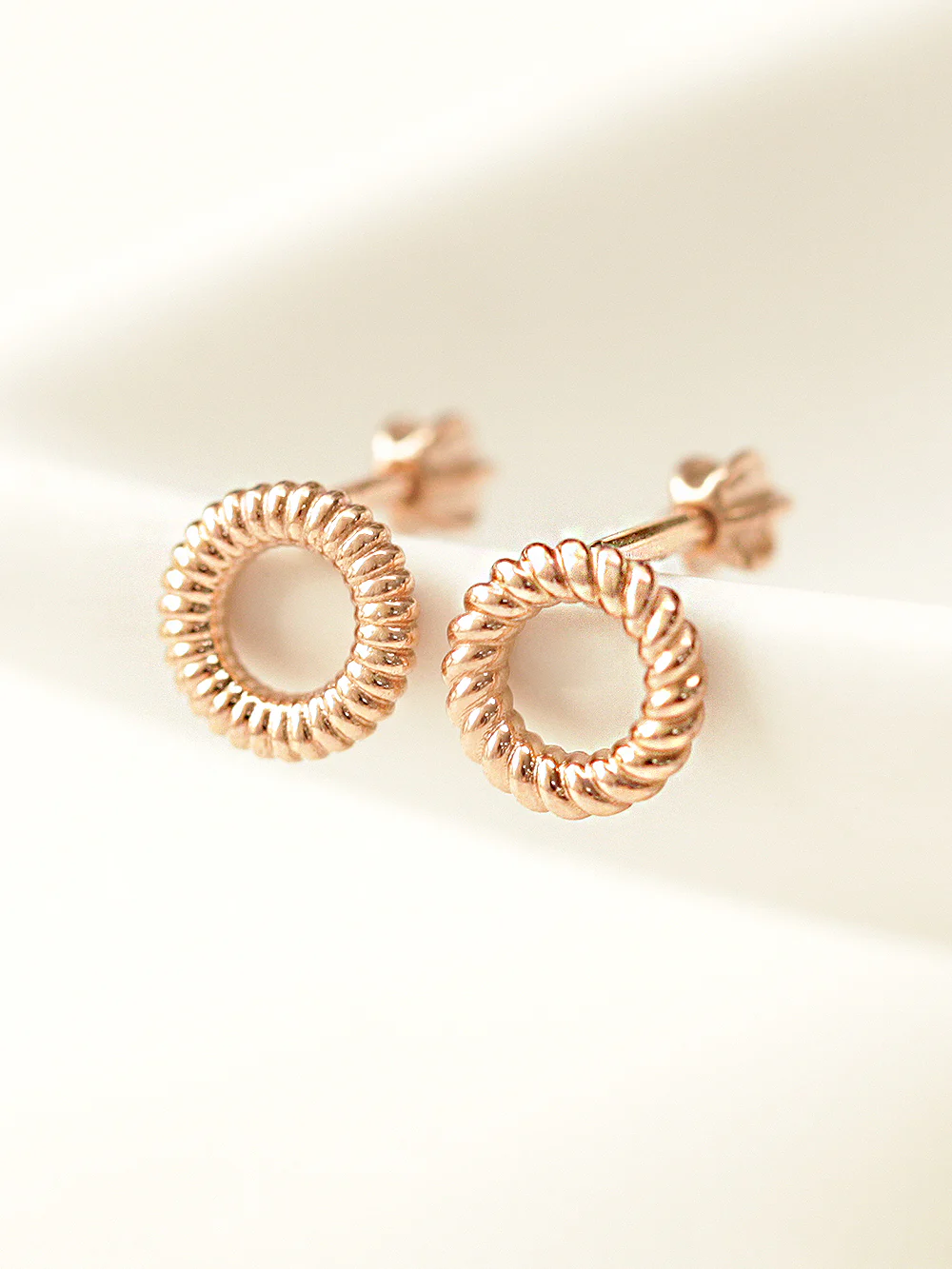 14K Gold Twist Round Cartilage Earring 18G16G - Image 2