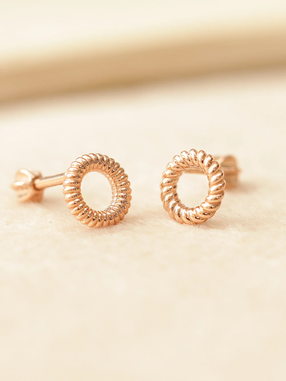 14K Gold Twist Round Cartilage Earring 18G16G - Image 5