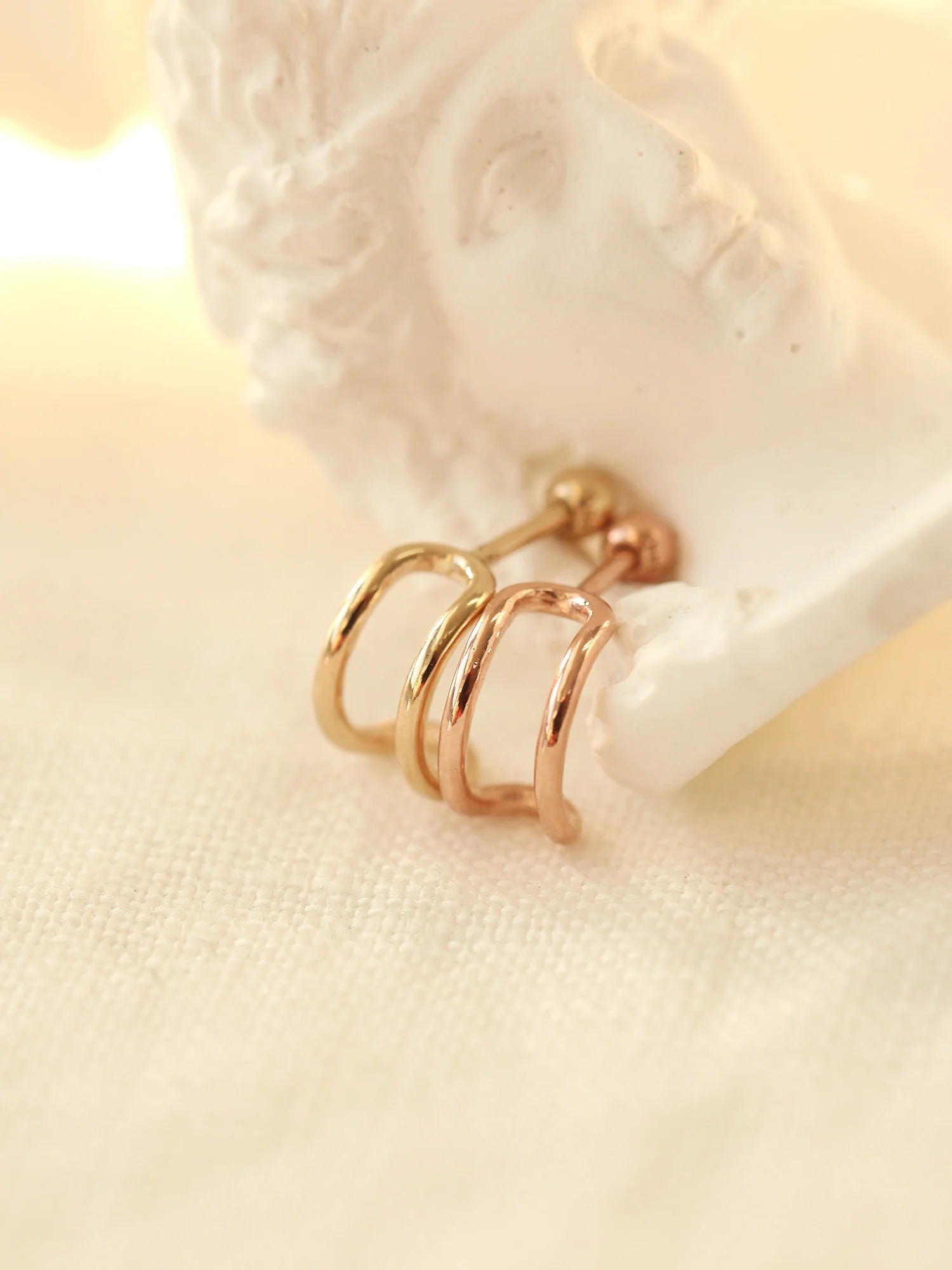 14K Gold Two Line Ear Lobe Piercing 18G16G - Image 3
