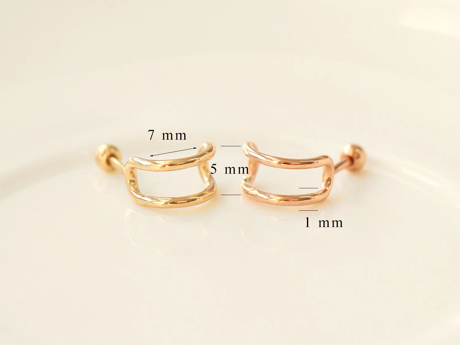 14K Gold Two Line Ear Lobe Piercing 18G16G - Image 9
