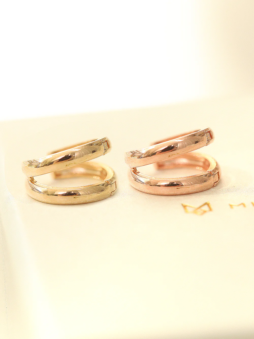 14K Gold Two Line Hoop Earring - Image 4