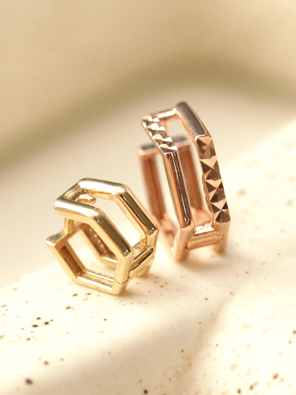 14K Gold Two Line Pentagon Conch Hoop Earring - Image 9