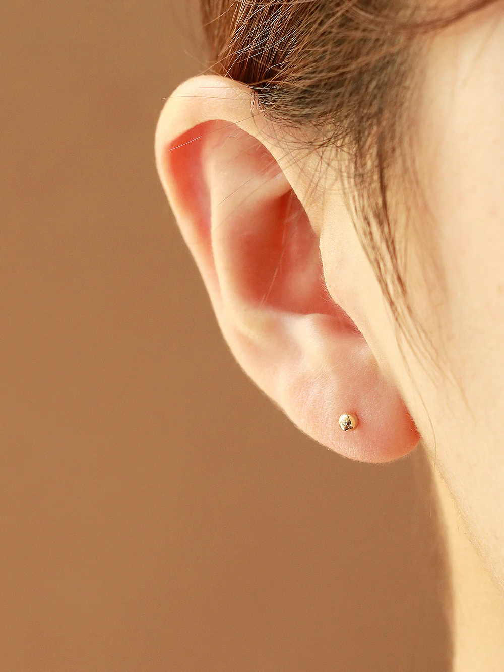 14K Gold Two Way Ball Labret Earring 20G - Image 3