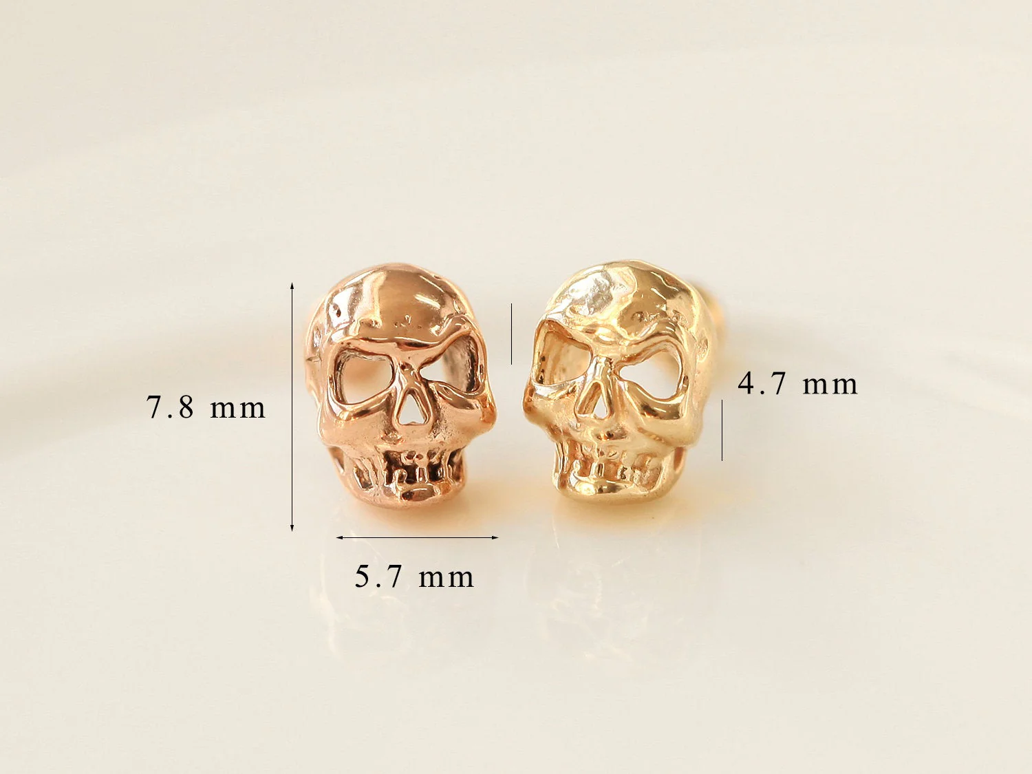 14K Gold Vintage Skull Cartilage Earring 18G16G - Image 8