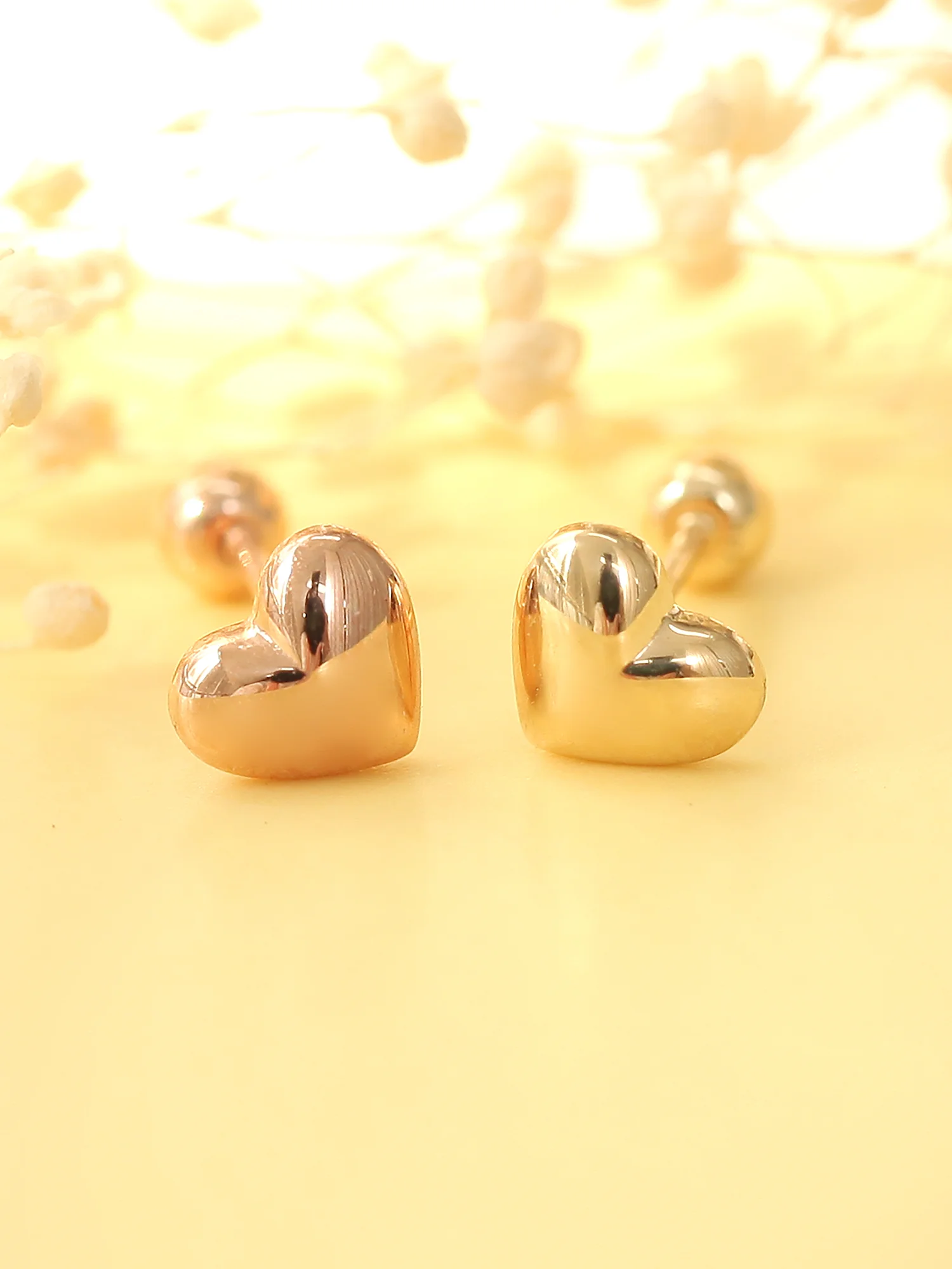 14K Gold Volume Heart Cartilage Earring 20G - Image 8