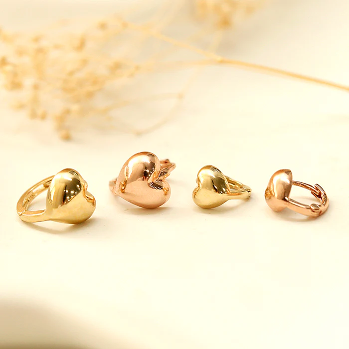 14K Gold Volume Heart Star Hoop Earring - Image 11