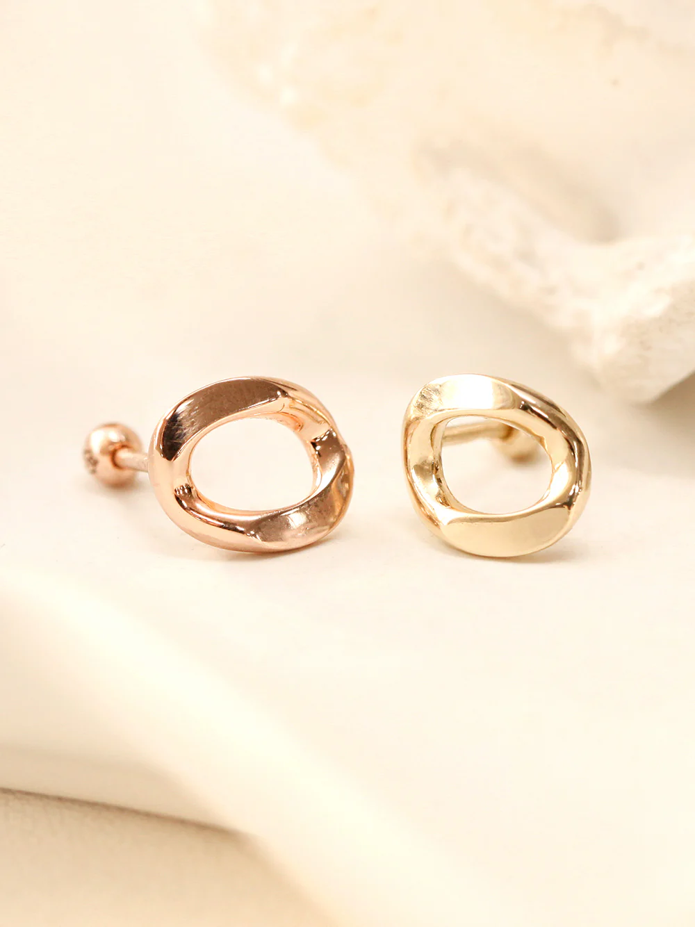 14K Gold Voluminous Chain Cartilage Earring 18G16G - Image 10