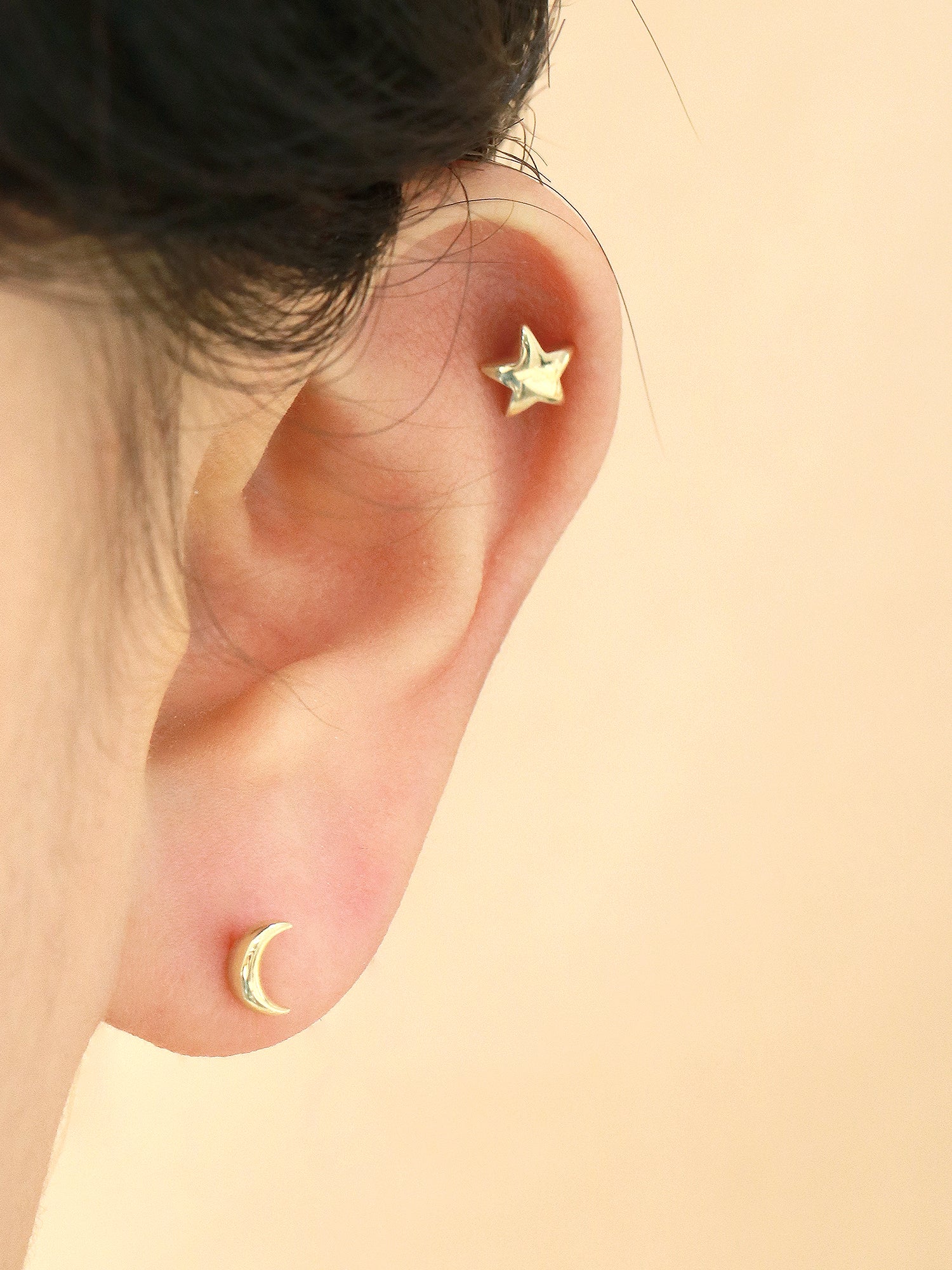 14K Gold Voluminous Crescent, Star, Heart Stud Earring - Image 4