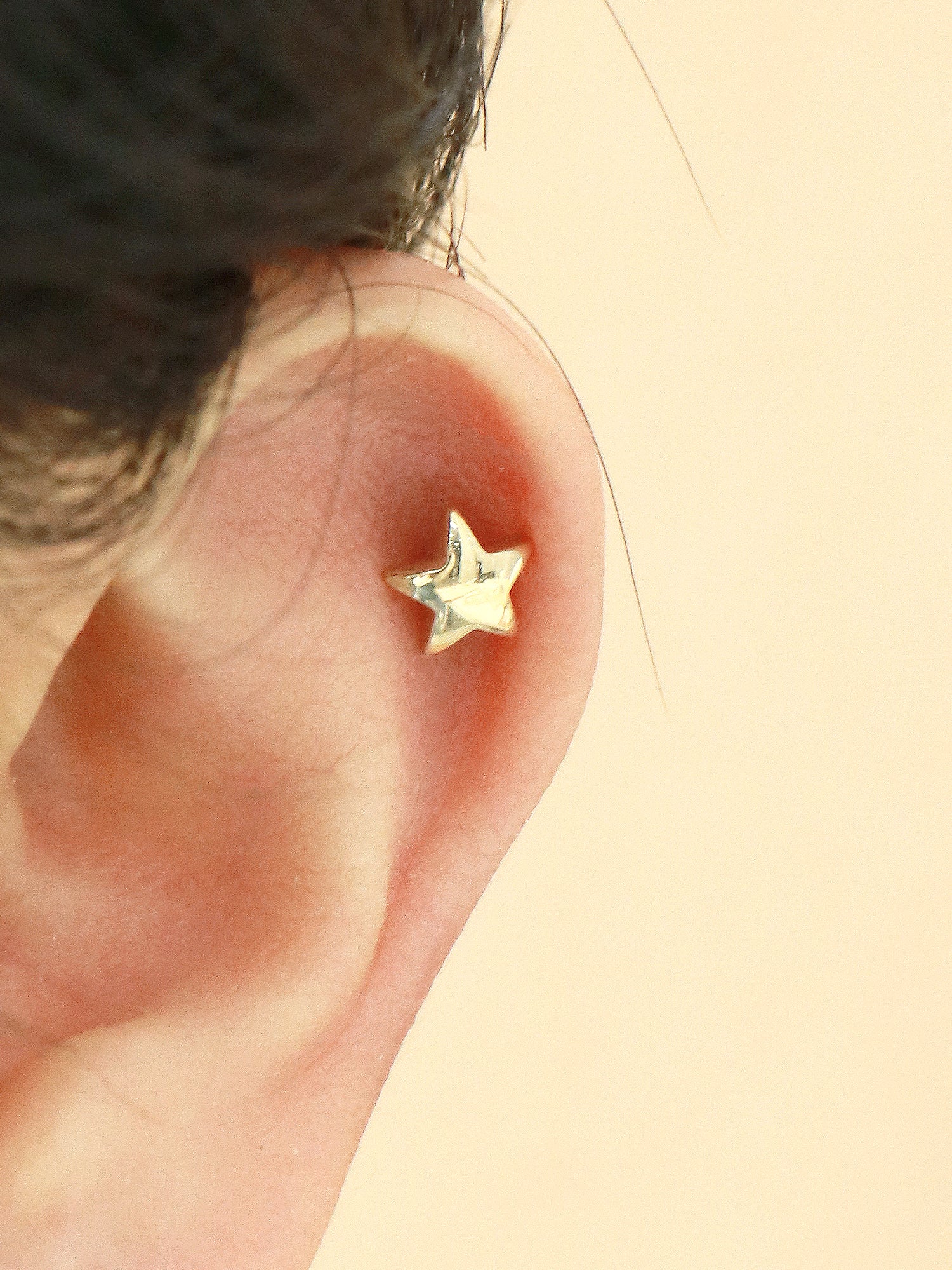 14K Gold Voluminous Crescent, Star, Heart Stud Earring - Image 5